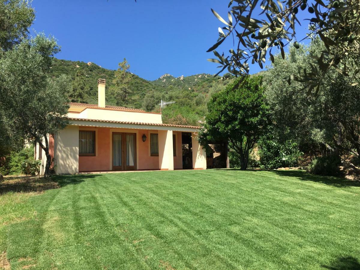 Villa Rubia Villasimius Eksteriør billede